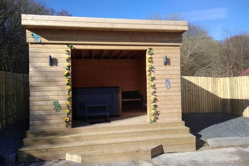 The Cottage - Hot Tub - Nr Glasgow - Self Check-In Coatbridge Eksteriør billede